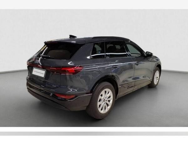 Audi Q6 e-tron TECH+MATRIX LED