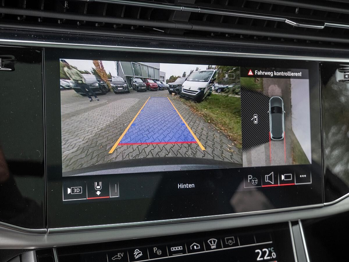 Audi Q7 SUV S line business TFSI e quattro