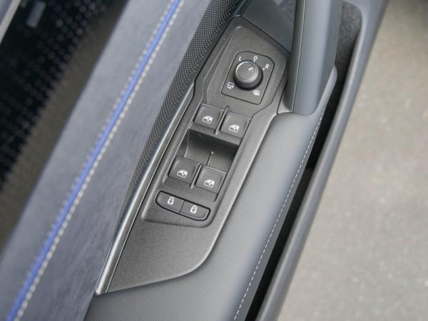 Volkswagen Tayron R-Line 2,0 l TDI SCR 4MOTION 7-Gang-Doppelkupplungsgetriebe DSG