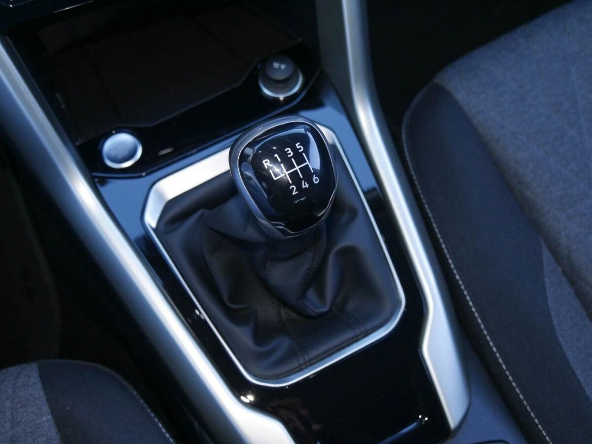 Volkswagen T-Roc MOVE 1.0 TSI Anschlussgarantie Kamera Navi ACC LED