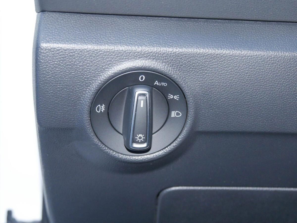 Volkswagen T-Roc MOVE 1.0 TSI Anschlussgarantie Kamera Navi ACC LED