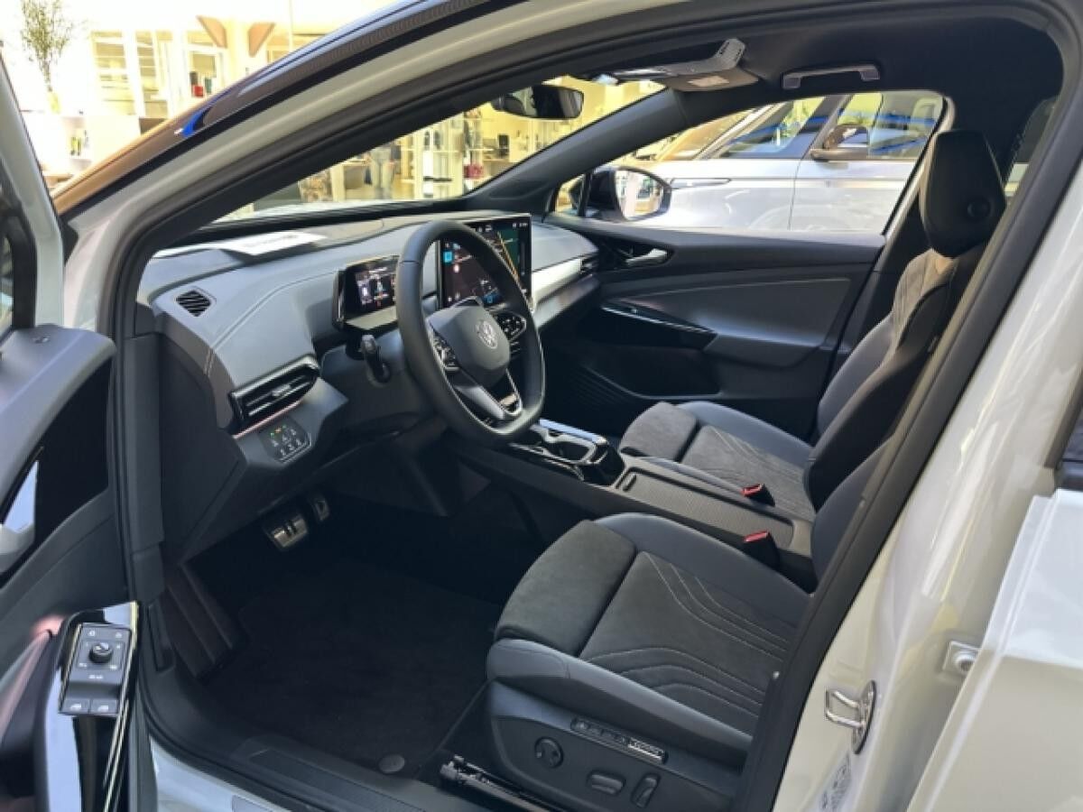 Volkswagen ID.5 Pro Energy 77 kWh AHK Navi IQ.Light el. Sitze