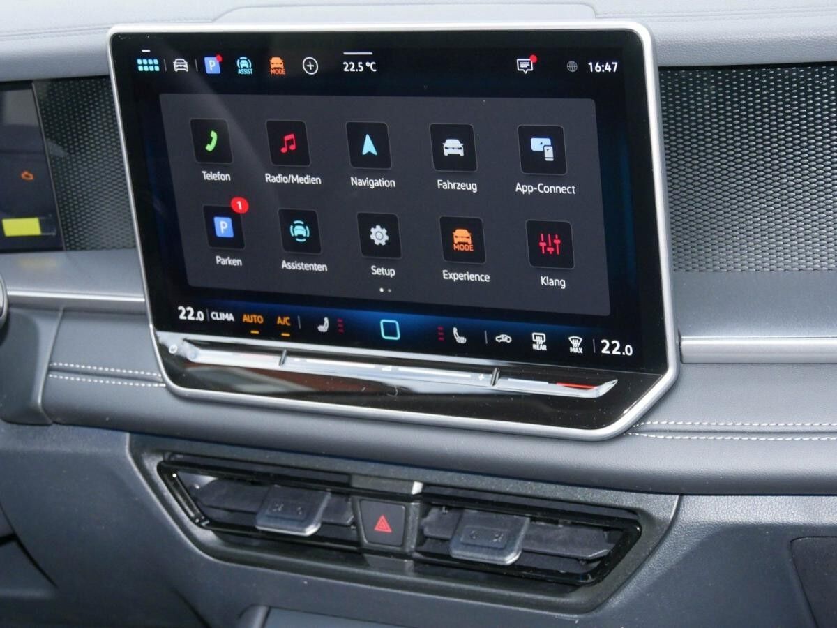 Volkswagen Tayron Life 1,5 l eTSI DSG AHK 7 Sitzer Lagerwagen !