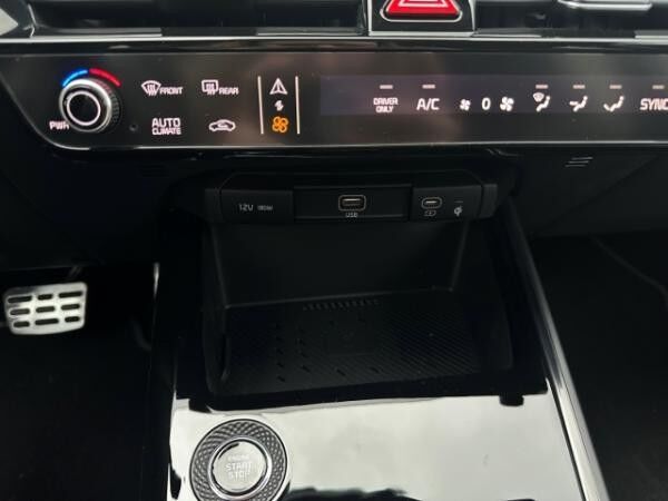 Kia Niro Plug-in Hybrid Spirit Glasdach Techno Relax ACC