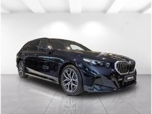 BMW 520 Touring (G61)