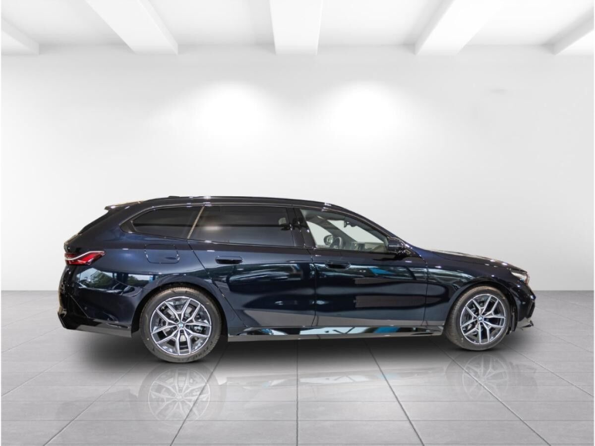BMW 520 Touring (G61)