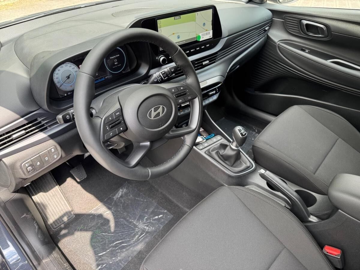 Hyundai i20 FL (MY25) 1.0 T-GDI 100 PS 6-MT Trend, Komfortpaket