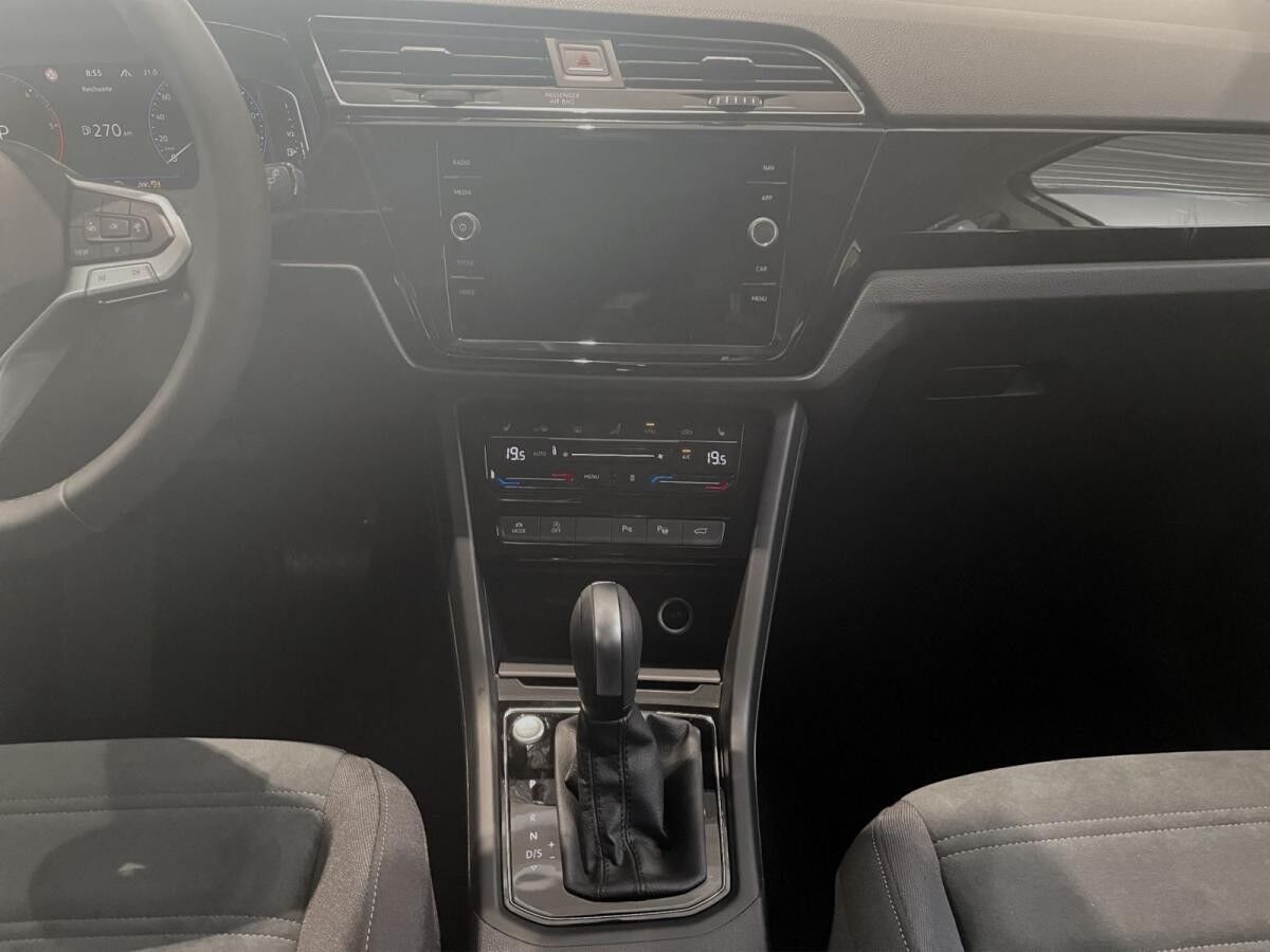 Volkswagen Touran Highline 2.0 TDI Black Style, 7-sitzer