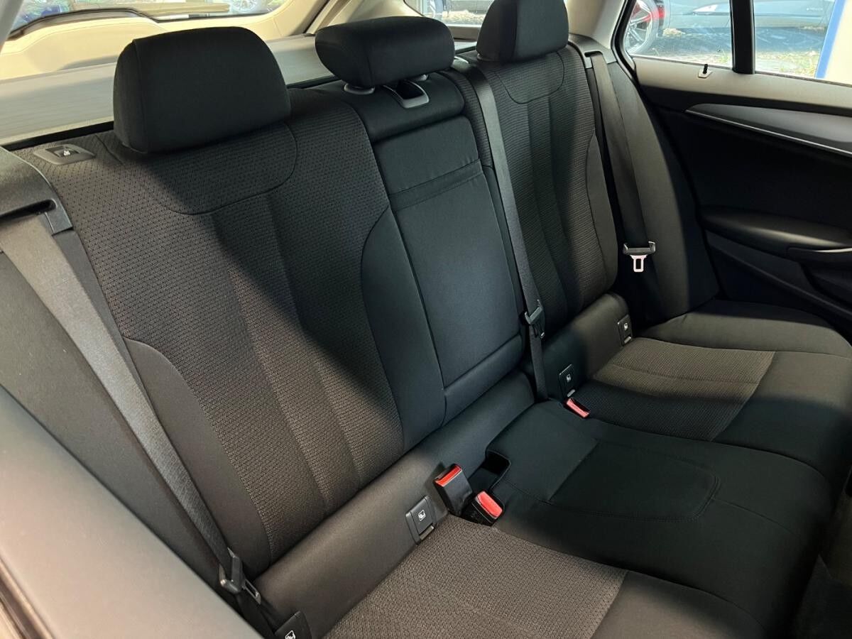 BMW 520 Touring (G31) Navi Kamera SR&WR ACC