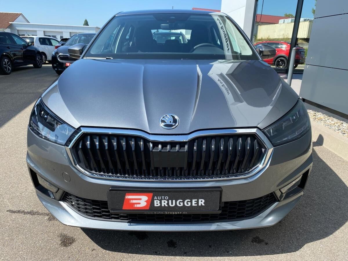 Skoda Fabia 1.0 TSI Selection KLIMA PDC DAB+ CAR-PLAY