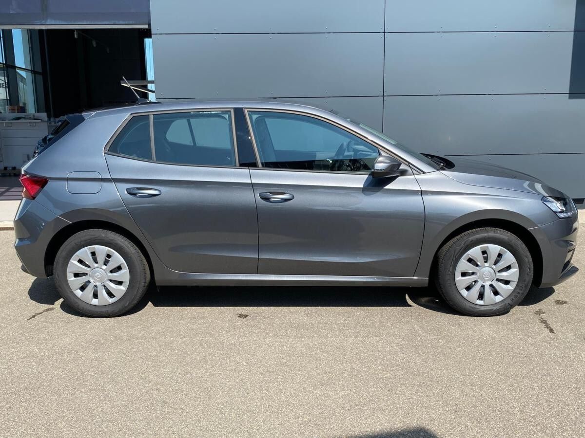 Skoda Fabia 1.0 TSI Selection KLIMA PDC DAB+ CAR-PLAY