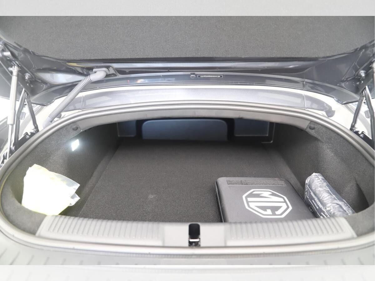 MG Cyberster ACC/BOSE/507km/SIDE ASSIST/19"