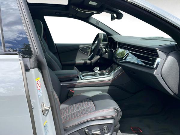 Audi RS Q8 SUV performance tiptronic *SOFORT VERFÜGBAR*