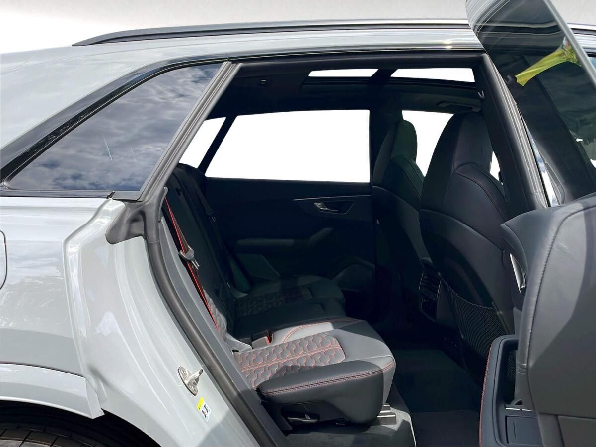 Audi RS Q8 SUV performance tiptronic *SOFORT VERFÜGBAR*