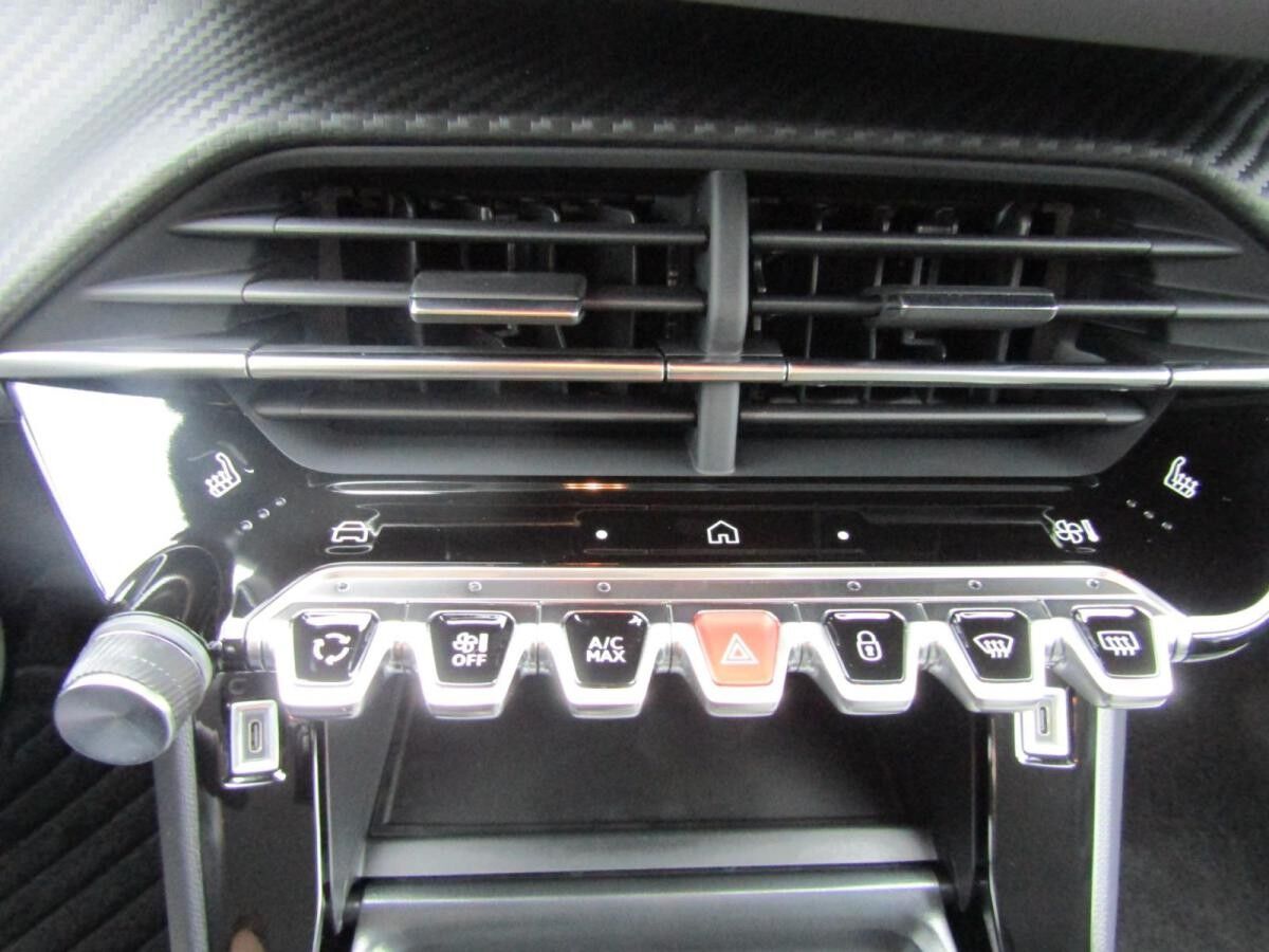 Peugeot 208 BENZIN 100 Allure "SOFORT VERFÜGBAR"