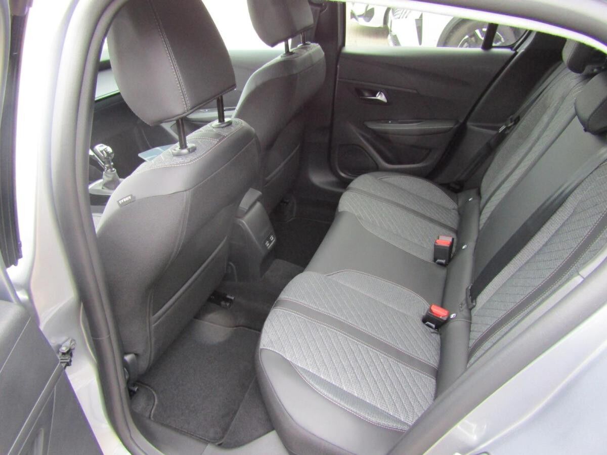 Peugeot 208 BENZIN 100 Allure "SOFORT VERFÜGBAR"