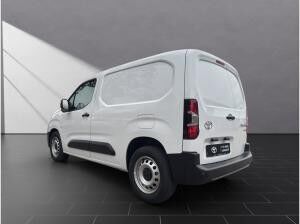 Toyota Proace City L1 verblecht 4-türig Electric Duty 50 kWh Vollelektrisch 100 kW (136 PS) stufenlose Automatik