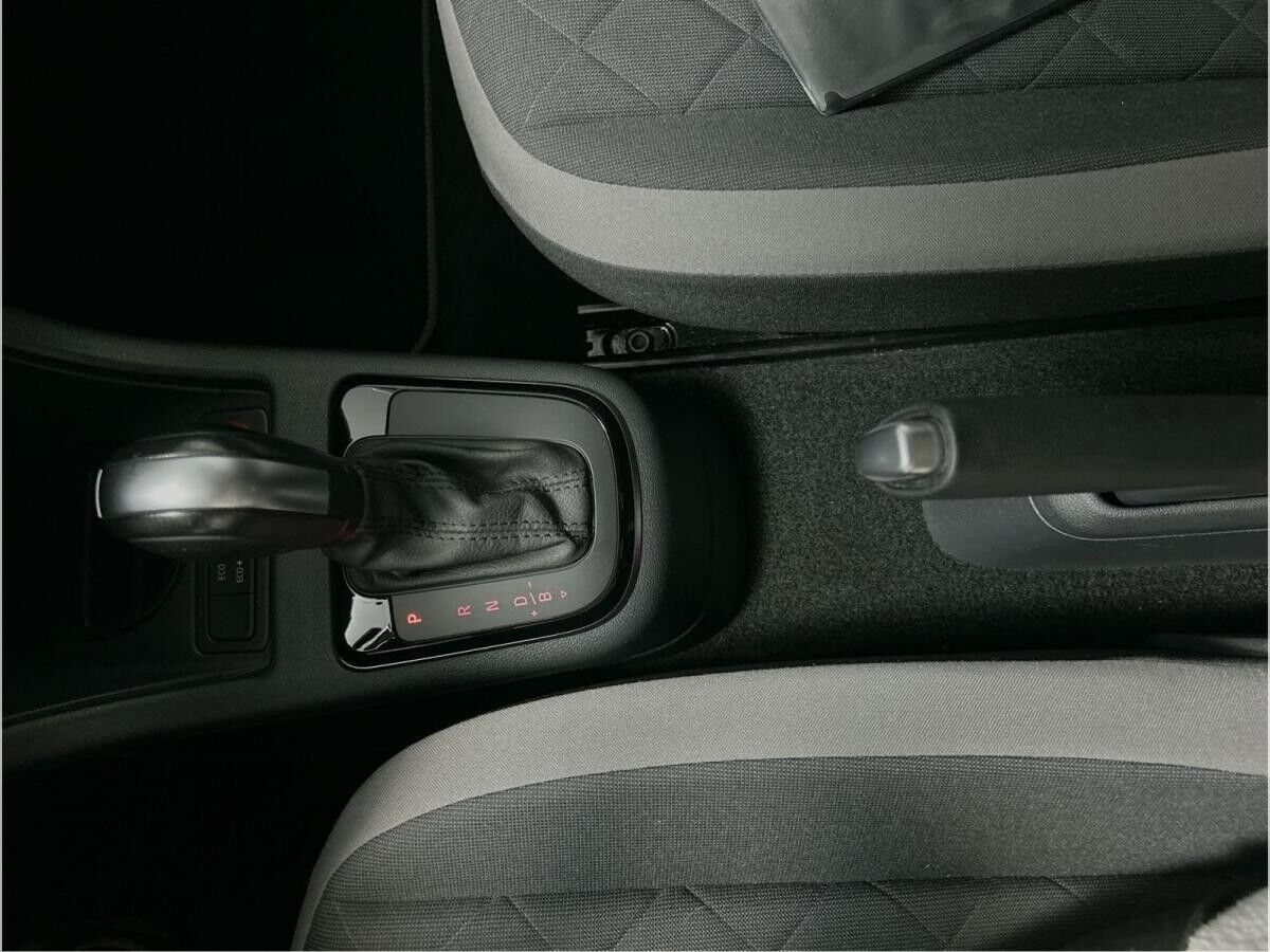 Volkswagen up! e- move