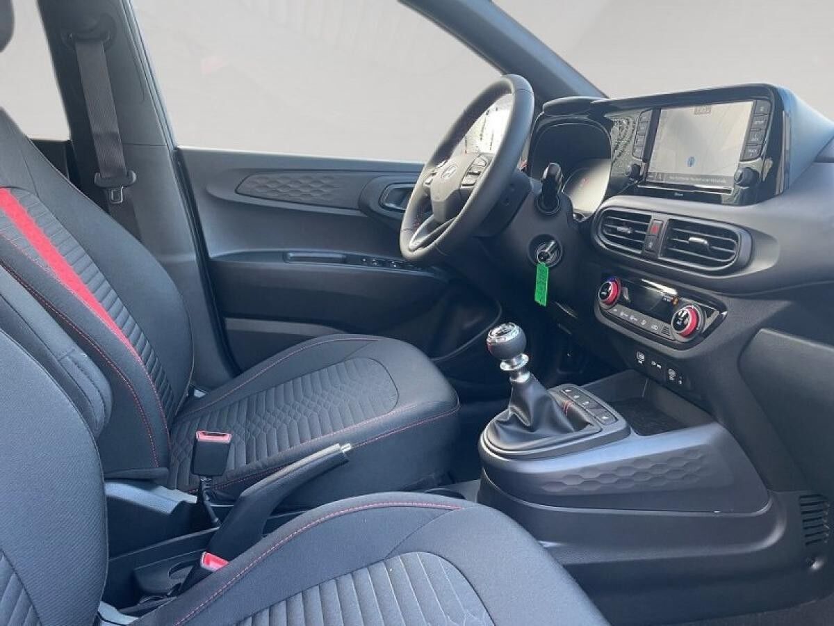 Hyundai i10 (MY25) 1.0 T-GDI (90 PS) 5-MT 2WD N Line, Dachlackierung