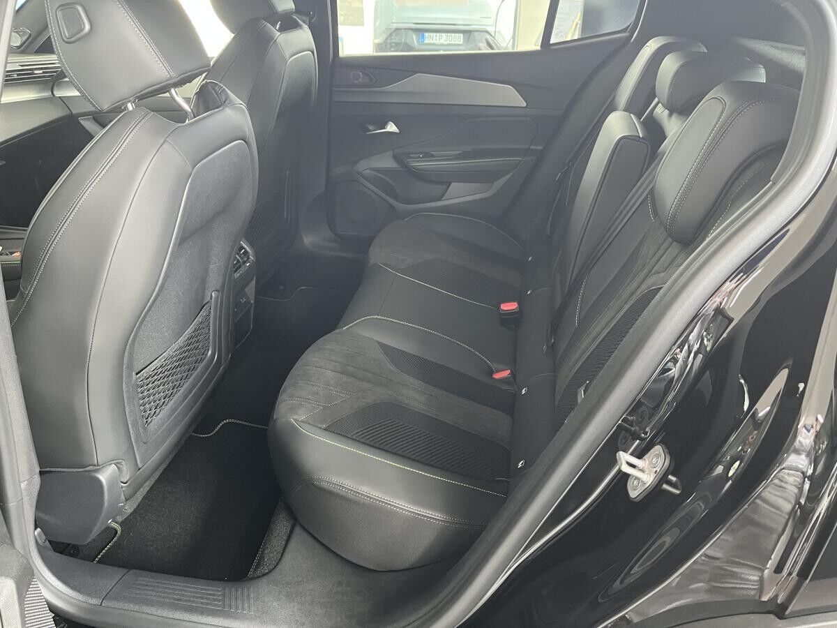 Peugeot 408 GT Benzin-Hybrid 145 ❗HAMMER AUSSTATTUNG, SOFORT VERFÜGBAR❗