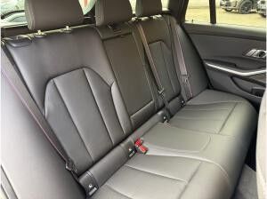 BMW 330 e xDrive Touring M Sportpaket Head-Up DAB