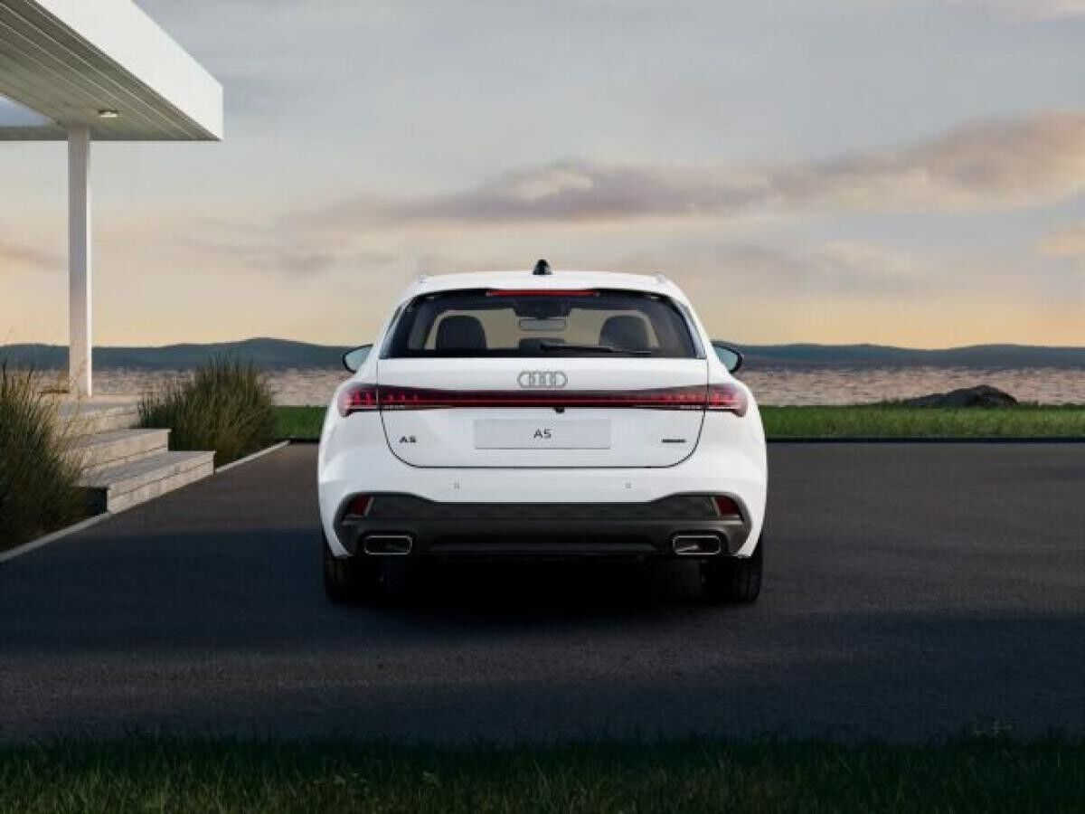 Audi A5 Avant e-hybrid quattro *FREI KONFIGURIERBAR*