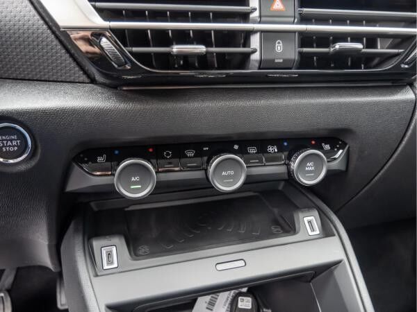 Citroën C4 Hybrid 136 MAX e-DSC6 *TECHNO- UND WINTERPAKET*