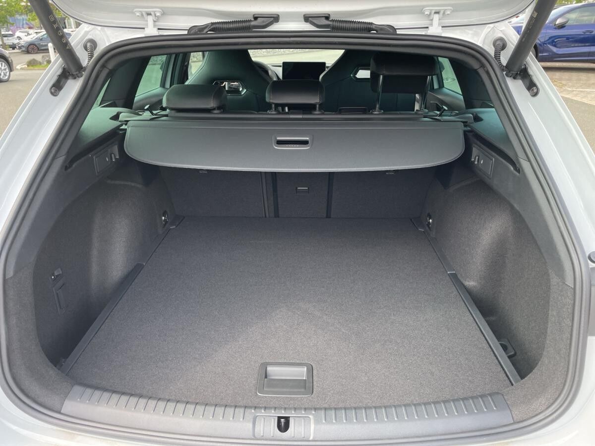 Cupra Leon Sportstourer 1.5 eTSI 7-Gang DSG *Herbstaktion**Loyal*