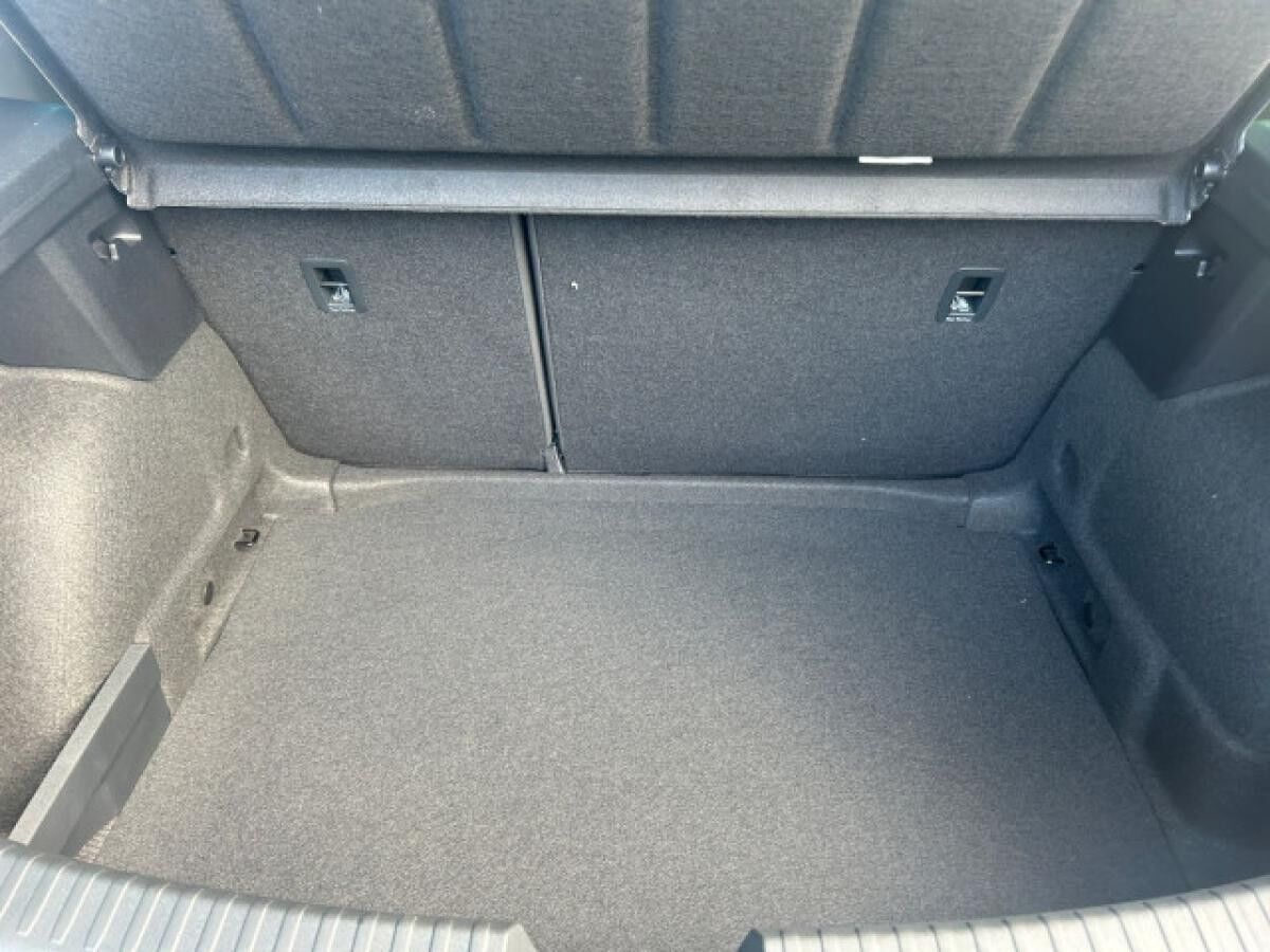 Seat Leon Road Edition 1.5 eTSI 7-Gang-DSG*RFK*sofort verfügbar*