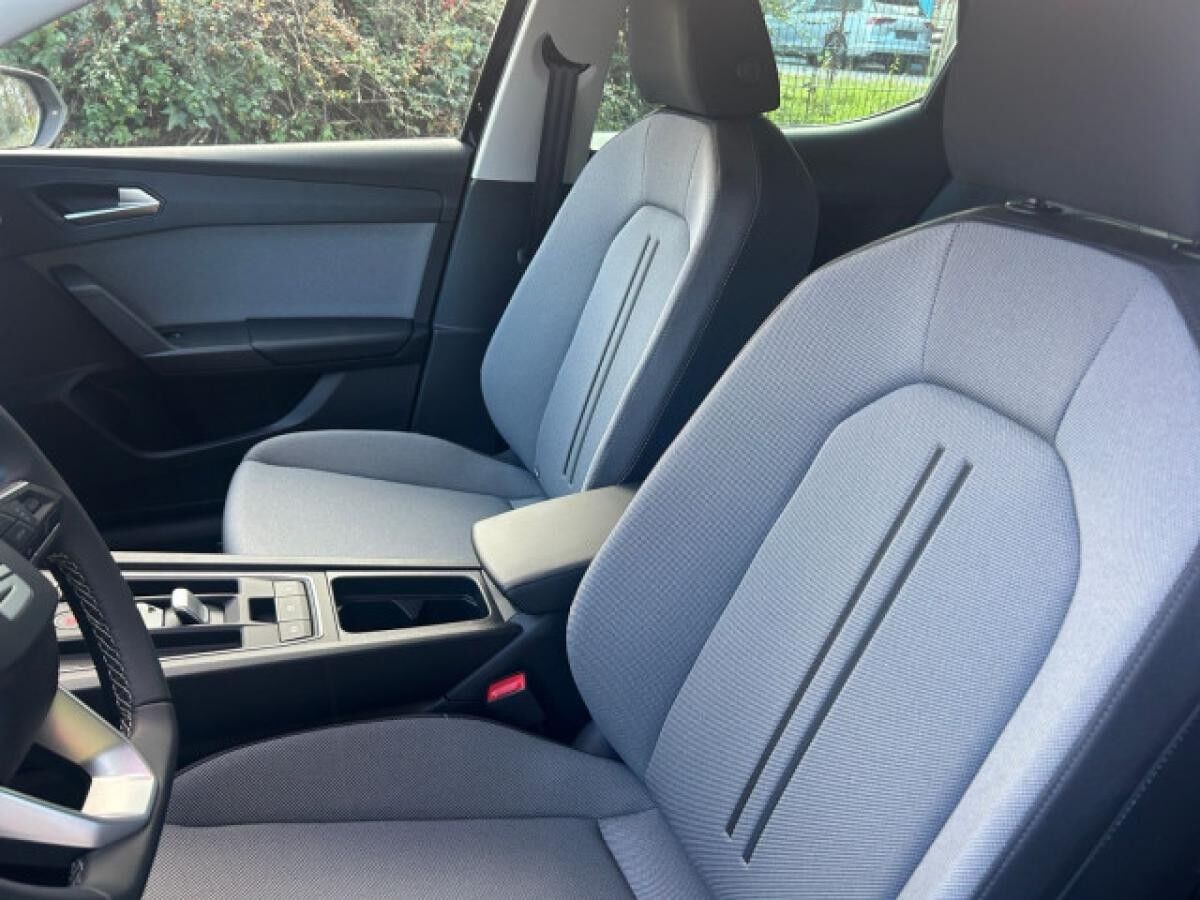 Seat Leon Road Edition 1.5 eTSI 7-Gang-DSG*RFK*sofort verfügbar*