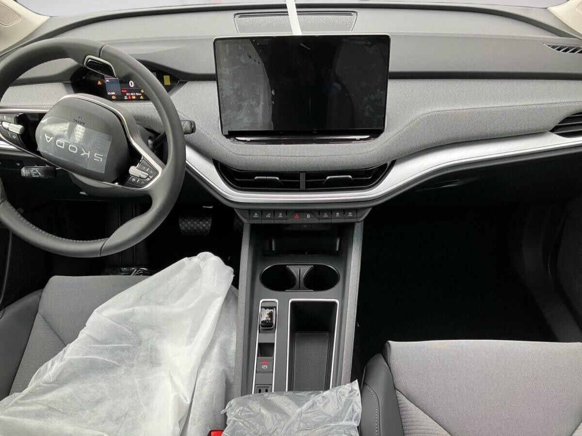 Skoda ENYAQ 60 Loft 1-Gang-Automatik.LED.AHK.WÄRMEPUMPE.KAMERA.CLIMA.NAV.SHZG