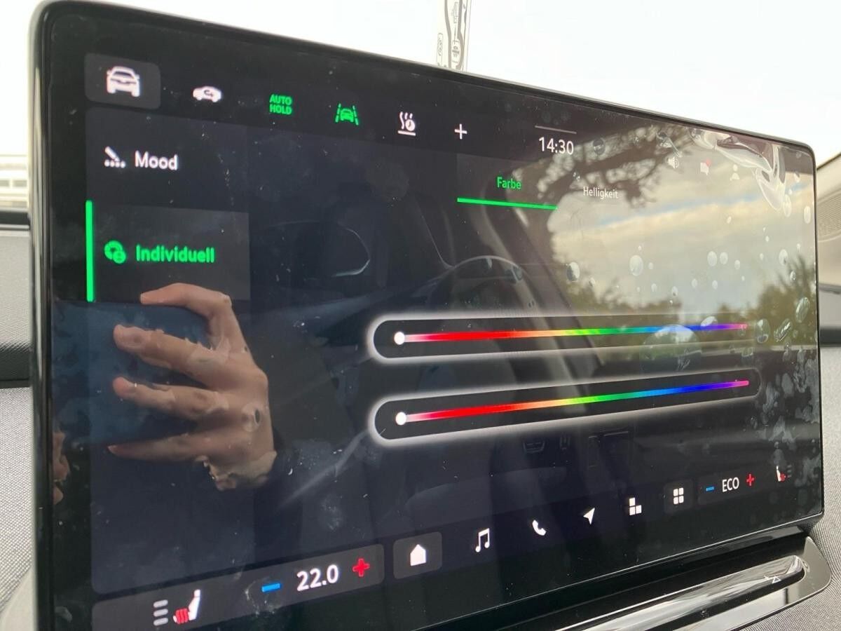 Skoda ENYAQ 60 Loft 1-Gang-Automatik.LED.AHK.WÄRMEPUMPE.KAMERA.CLIMA.NAV.SHZG