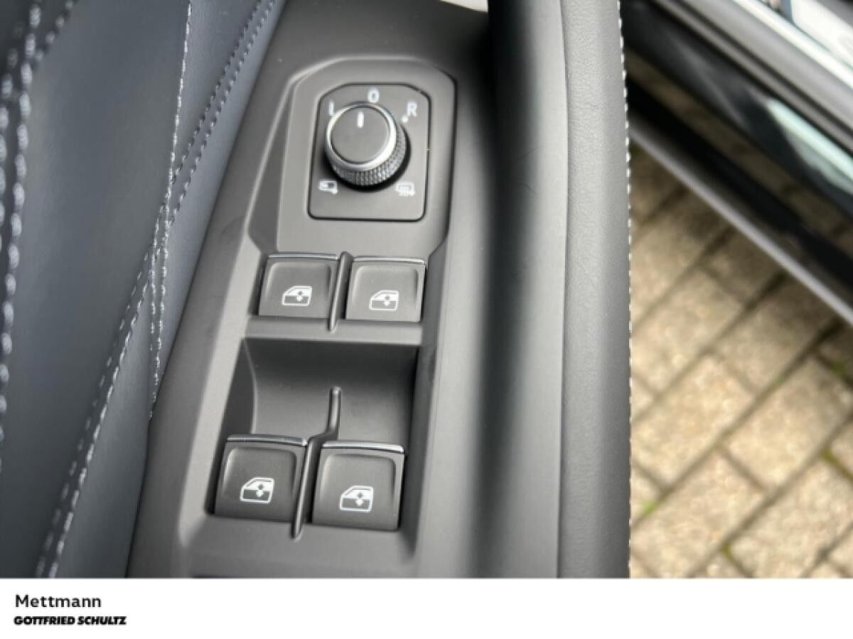 Volkswagen Touareg R-Line 3.0 TDI V6 4MOTION (Mettmann)