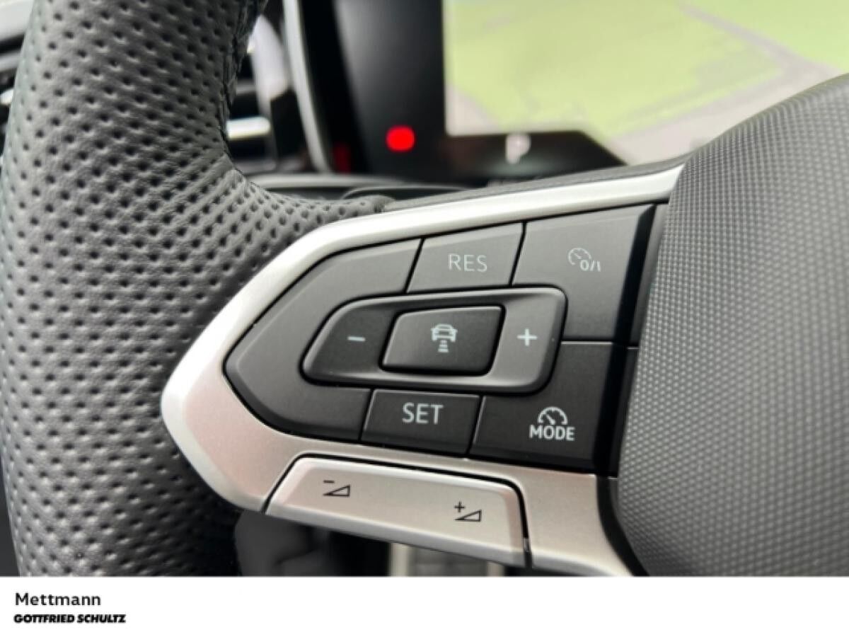 Volkswagen Touareg R-Line 3.0 TDI V6 4MOTION (Mettmann)