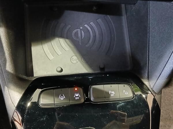 Opel Corsa-e Navi,WirelessCharging,Sitzheizung