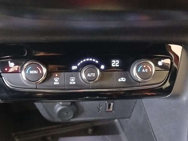 Opel Corsa-e Navi,WirelessCharging,Sitzheizung