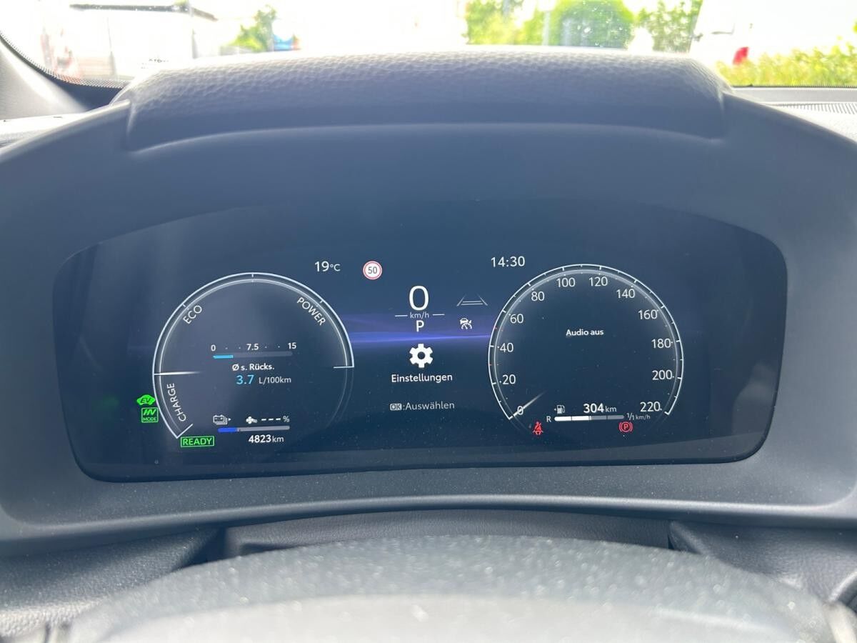 Toyota C-HR - 2.0 l Plugin 4x2 Teamplayer CVT LM LED