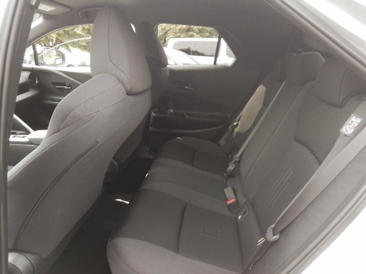 Toyota C-HR - 2.0 l Plug-In Teamplayer *Technik*