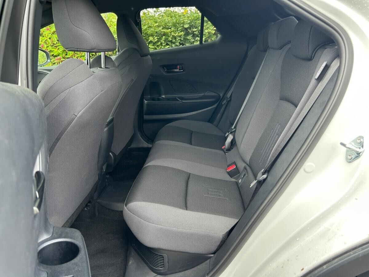 Toyota C-HR - 2.0 l Plugin 4x2 Teamplayer CVT LM LED