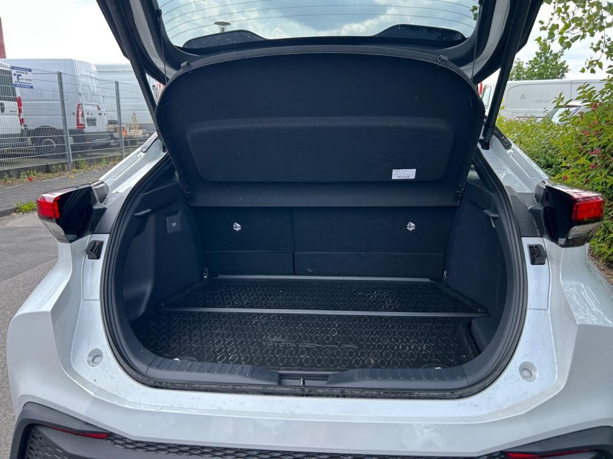 Toyota C-HR - 2.0 l Plugin 4x2 Teamplayer CVT LM LED