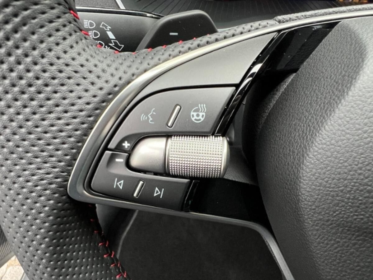 Skoda Octavia Combi RS 2.0 TSI DSG *AHK,Matrix-LED,Panorama*