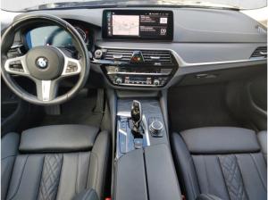 BMW 530 i xDrive Live Cockpit Professional LED