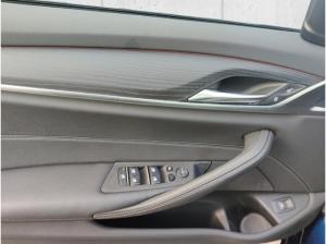 BMW 530 i xDrive Live Cockpit Professional LED