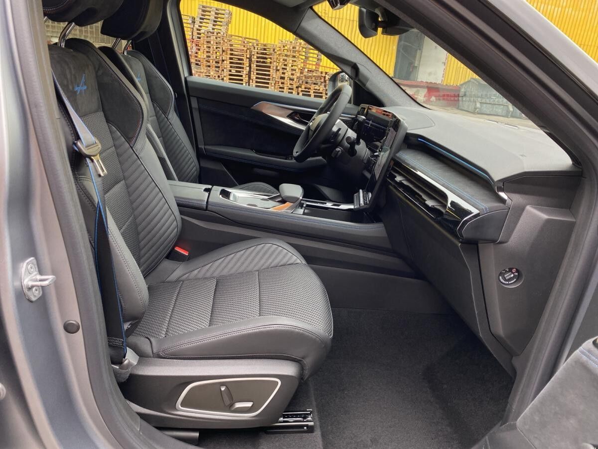 Renault Austral Esprit Alpine Full Hybrid E-Tech 200 MY2 Renault Austral Esprit Alpine Full Hybrid E-Tech 200 MY2