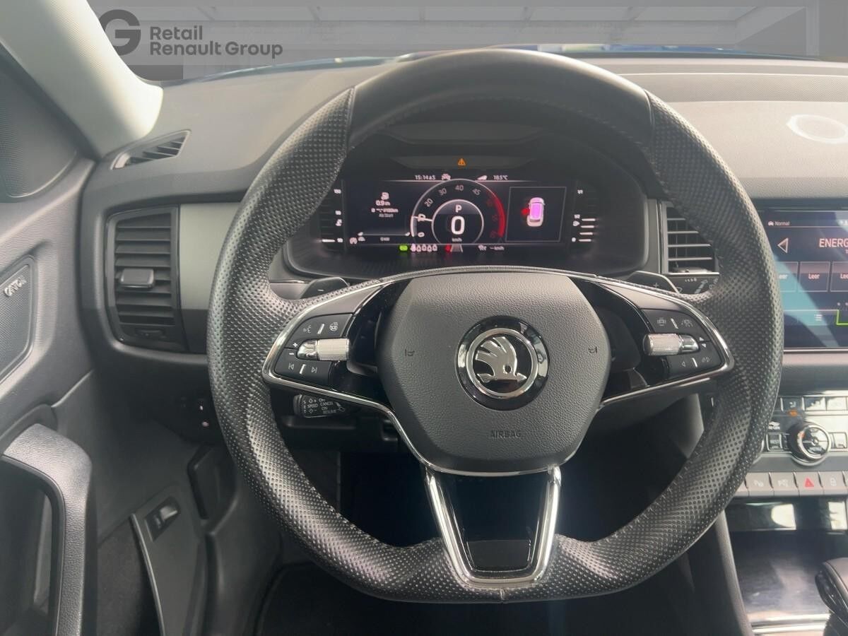 Skoda Kodiaq 2.0 TDI 4x4 DSG Drive CLEVER 7-Sitzer Skoda Kodiaq 2.0 TDI 4x4 DSG Drive CLEVER 7-Sitzer