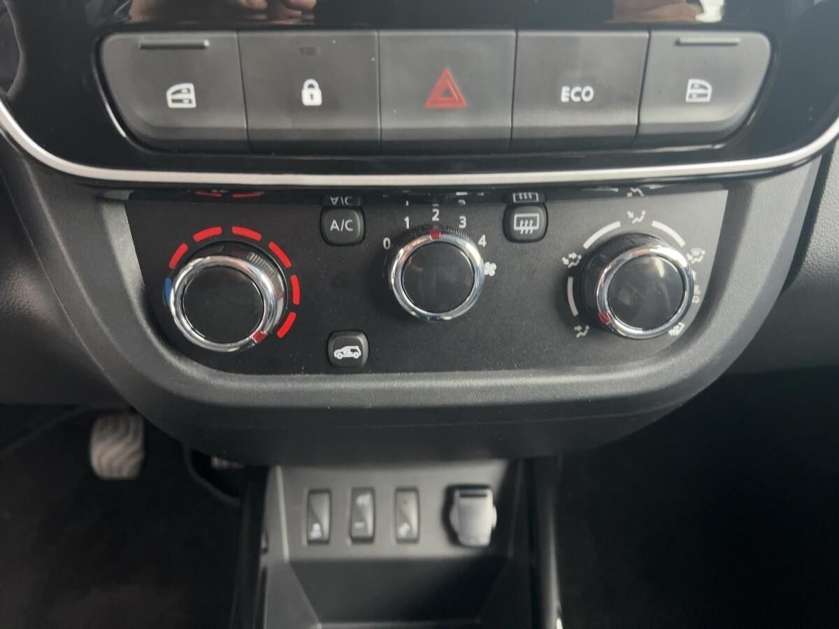 Dacia Spring Essential 45