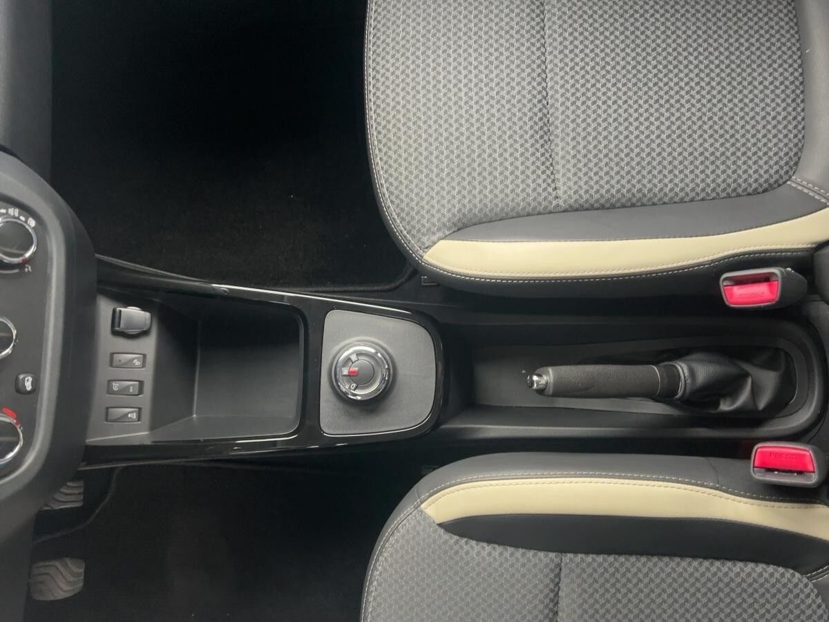 Dacia Spring Essential 45