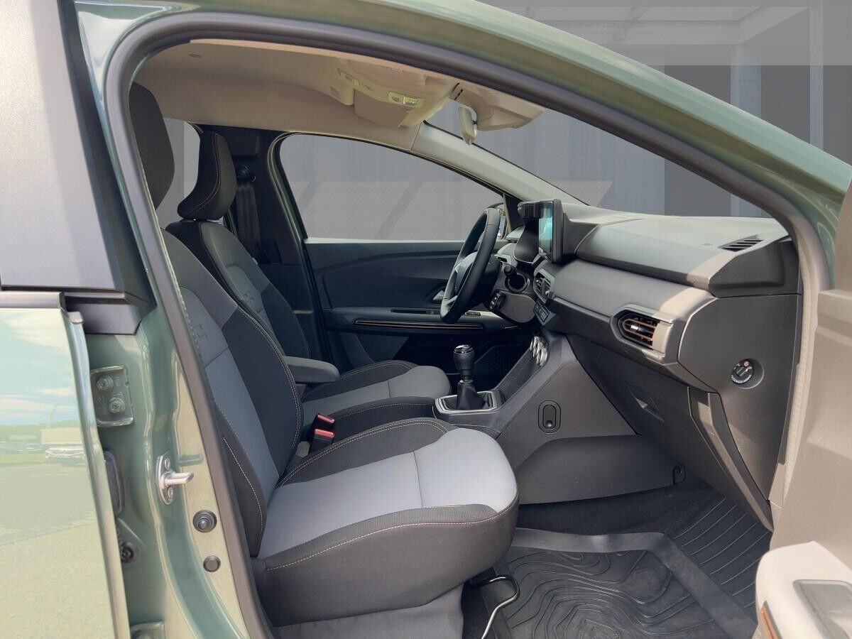 Dacia Jogger 1.0 TCe 110 Extreme+ 7_Sitzer