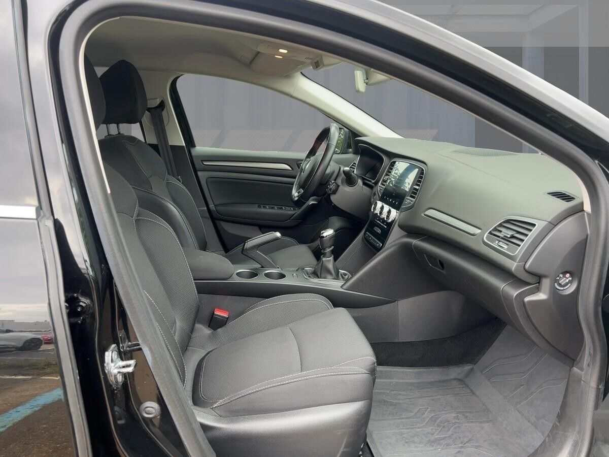 Renault Megane 1.3 TCe 140 Business Edition