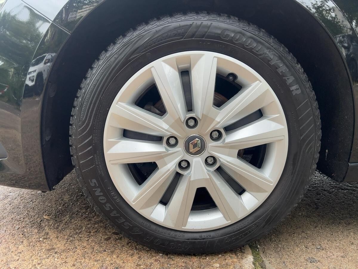 Renault Megane 1.3 TCe 140 Business Edition